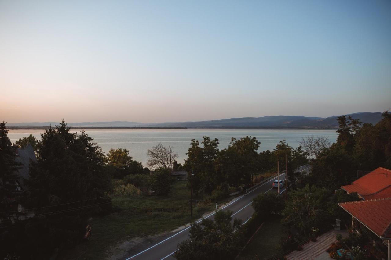 Aparthotel Horizont Dedine Golubac Esterno foto